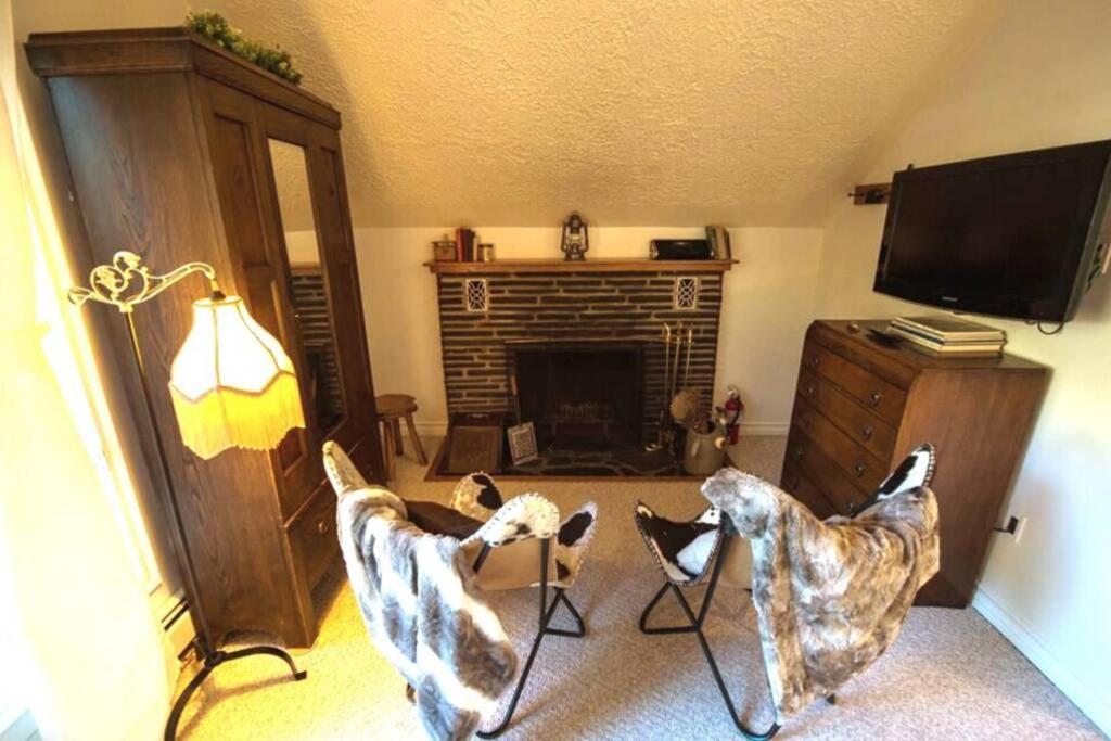North House - Mountain Home- The Real Rockies Experience